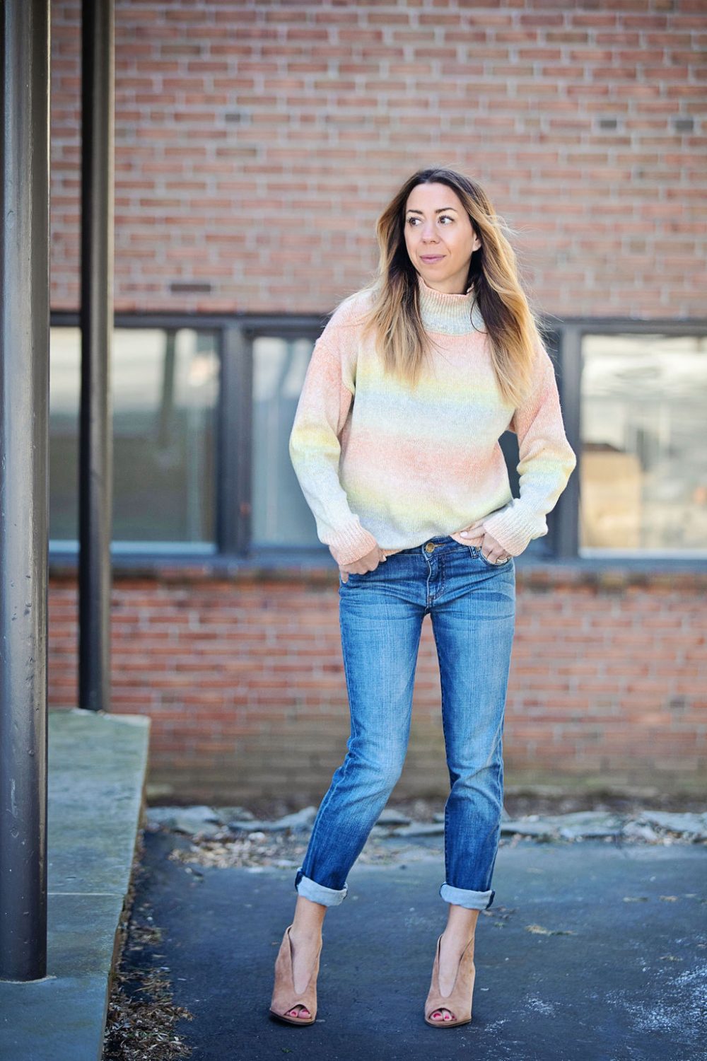 Apprenez à enfiler des jeans boyfriend de jour comme de nuit